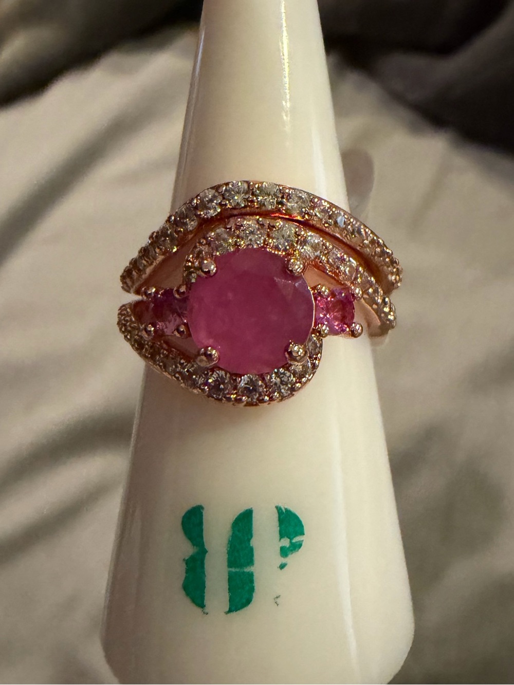 Bomb Party Size 7 Ring-Empowered By You Rose Quartz on Rose Gold 2 Bands